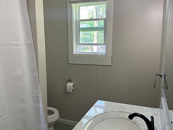 5th image of 1267 Ecklund St NE #2