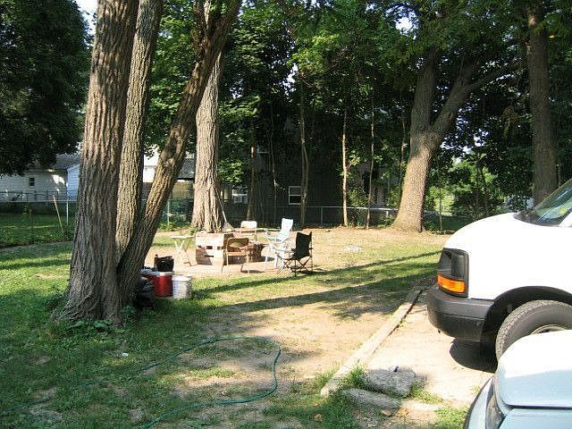 1st image of 520 N Eastwood Dr