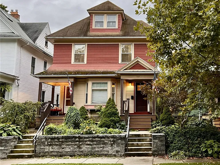 113 Averill Ave — Photo 1