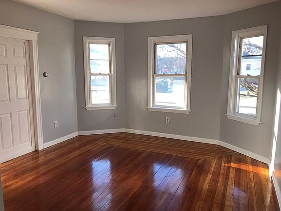 3rd image of 161 Liberty St #1