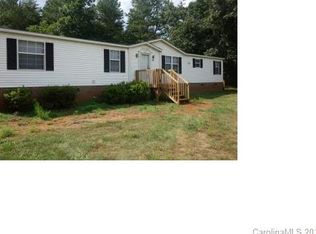 1070 Lakeland Ave, Lincolnton, NC 28092