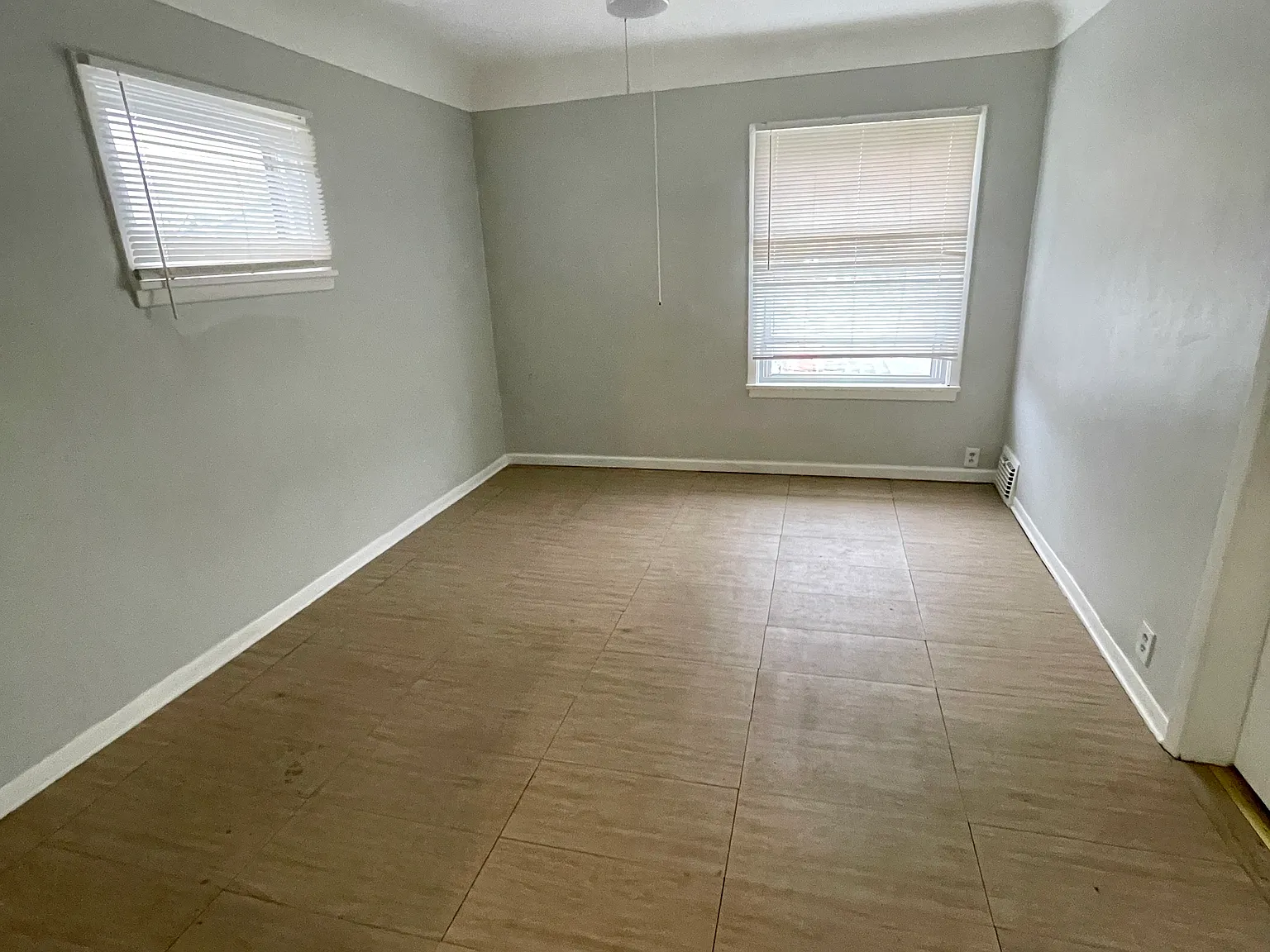 1 bed, 1.0 bath, 850 sqft, $925 — Photo 4