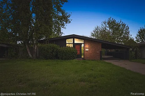 29464 Fairfax St Photo 1
