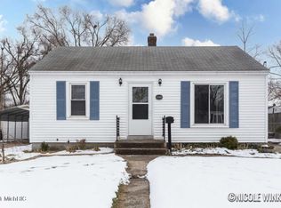 3318 Birchwood Ave SW, Wyoming, MI 49548