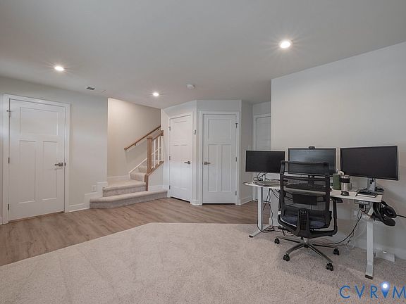 5th image of 10221 Wenden Way