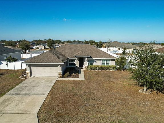 3rd image of 9903 SW 55th Avenue Rd