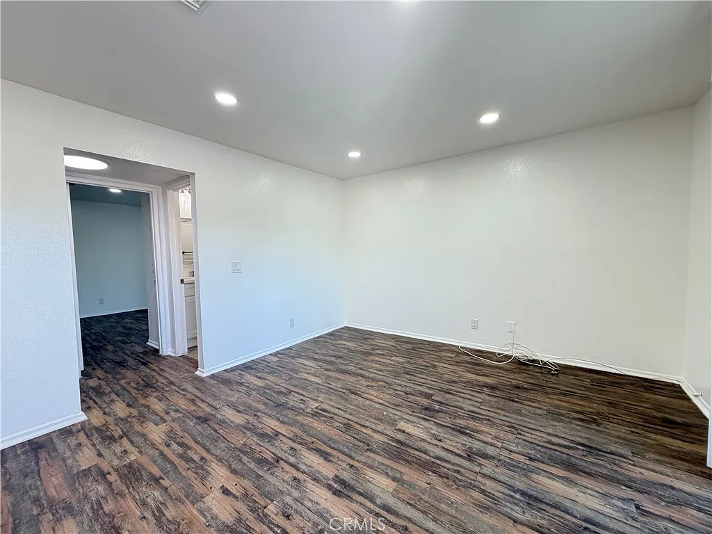 14030 S McClure Ave — Photo 4