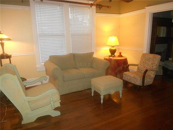 4th image of 1340 Faxon Ave