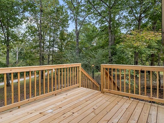 5th image of 10404 Ridgecrest Dr