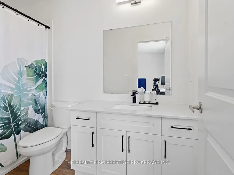 1595 Capri Cres #28 — Photo 19