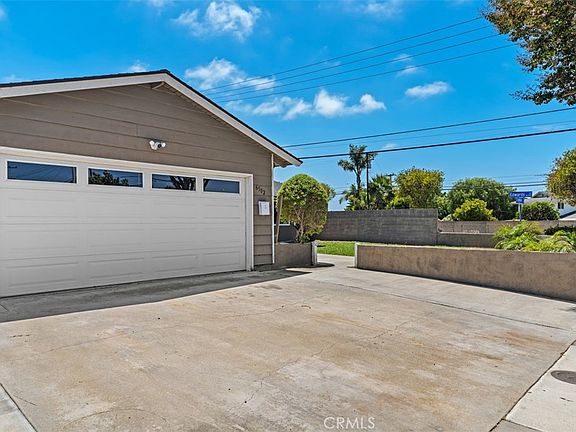 4th image of 6502 Edgemont Dr