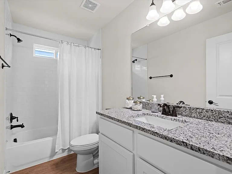 13710 Enzo Gate #102 — Photo 14