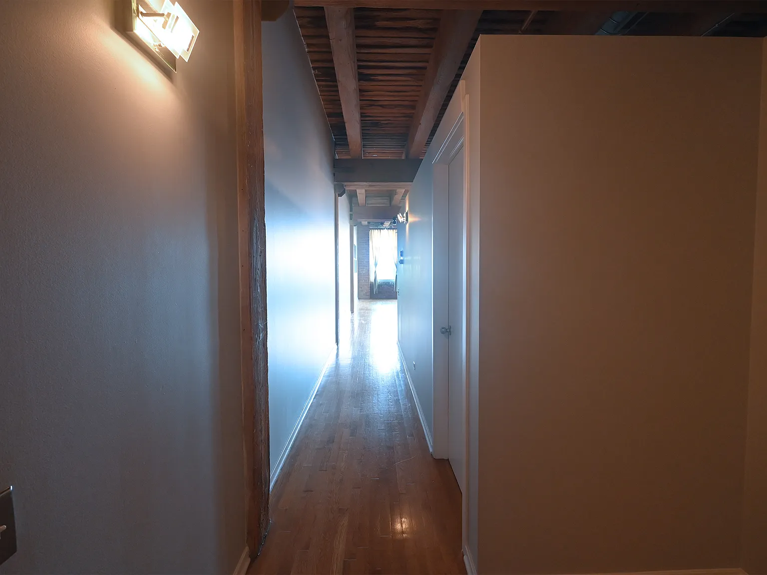 1 bed, 1000 sqft, $3,100 — Photo 2