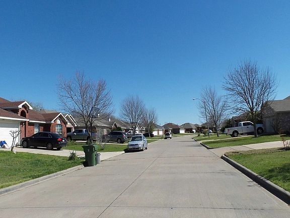 5th image of 3203 Scenic Glen Dr