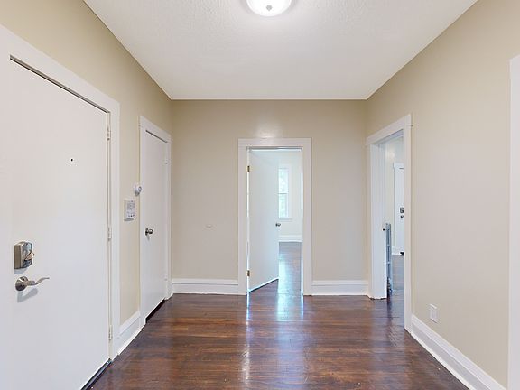 3rd image of 50 Willowwood St #11
