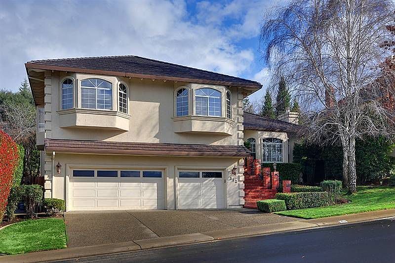 1st image of 312 Canyon Falls Dr