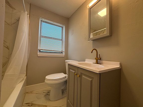 4th image of 110 Maltby St #11