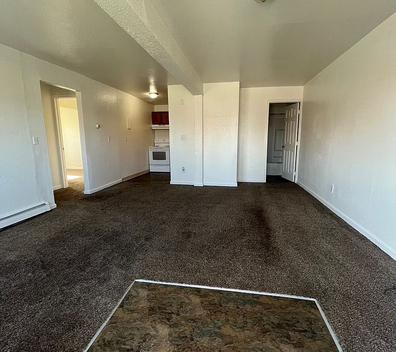 1st image of 7931 Old Seward Hwy APT 3