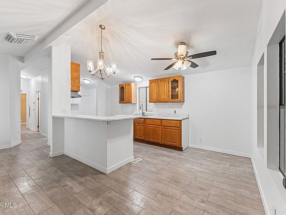 3rd image of 43850 20th St E Space 261