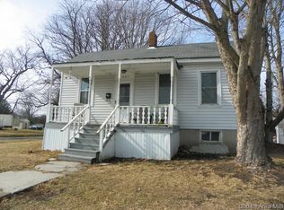 1005 N Diamond St, Jacksonville, IL 62650