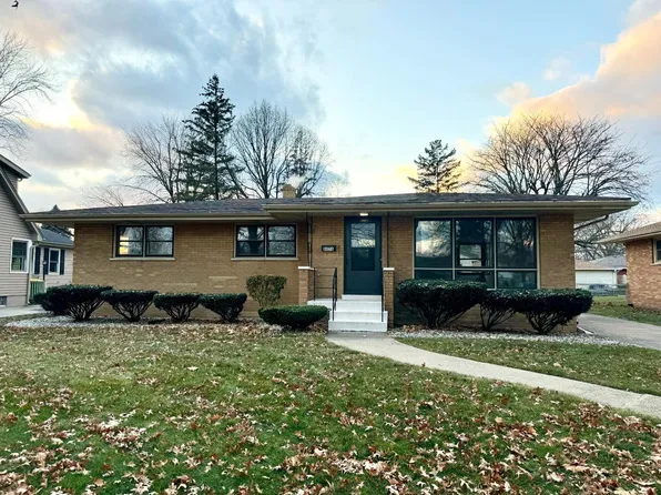 8626 Hohman Ave, Munster, IN 46321