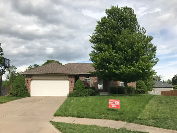 3206 W McClernon St, Springfield, MO 65803