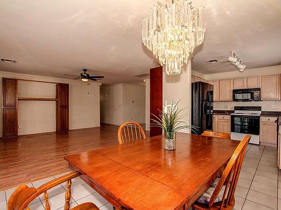 3rd image of 2709 N 90th Dr