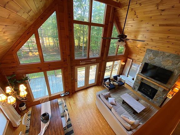 2nd image of 129 Evergreen Dr