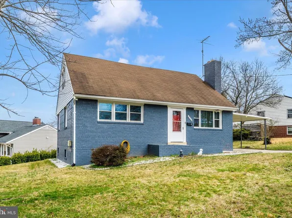 8300 Larchwood St, Hyattsville, MD 20784