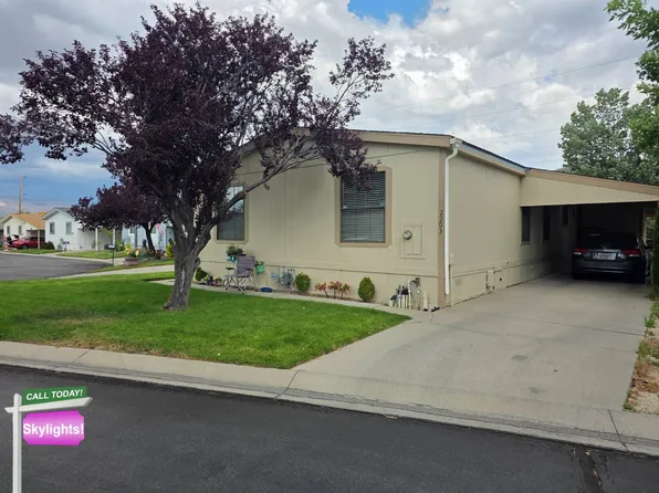 2203 Bordeaux St, Carson City, NV 89701