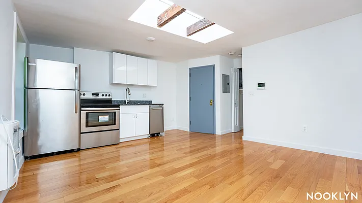 Rented by Nooklyn NYC LLC | media 3