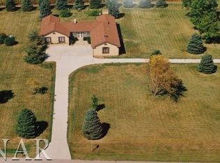 20986 E 200 North Rd, Le Roy, IL 61752
