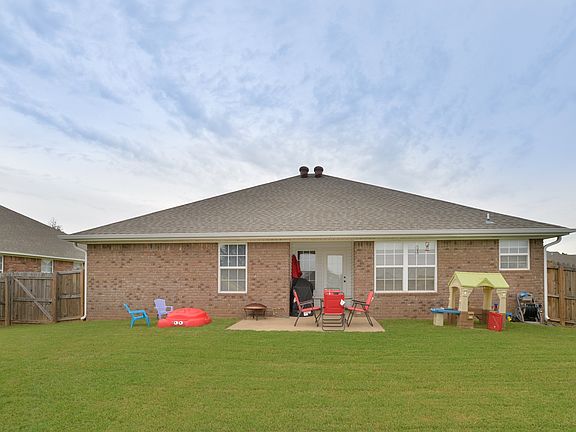 2nd image of 2709 Granite Dr