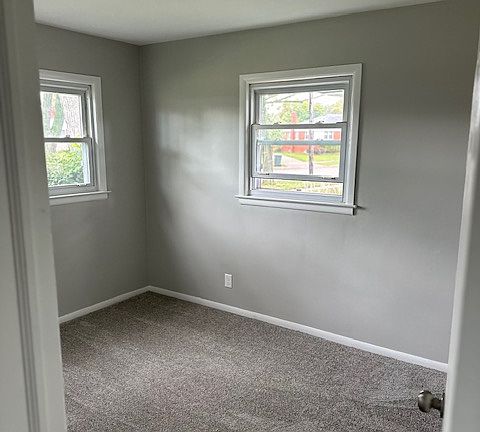 4th image of 31297 Burton St