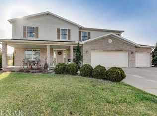 2802 Spangle Rd, Bloomington, IL 61705