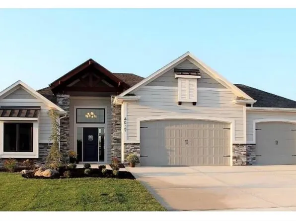 6109 Barth Rd, Shawnee, KS 66226