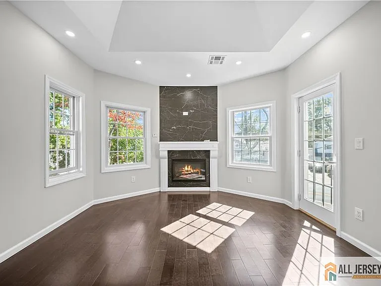 7 Mount Pleasant Ave — Photo 23