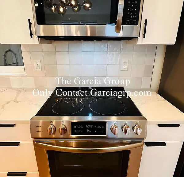 3025 SE Division St — Photo 8