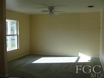 3rd image of 4919 Golfview Blvd