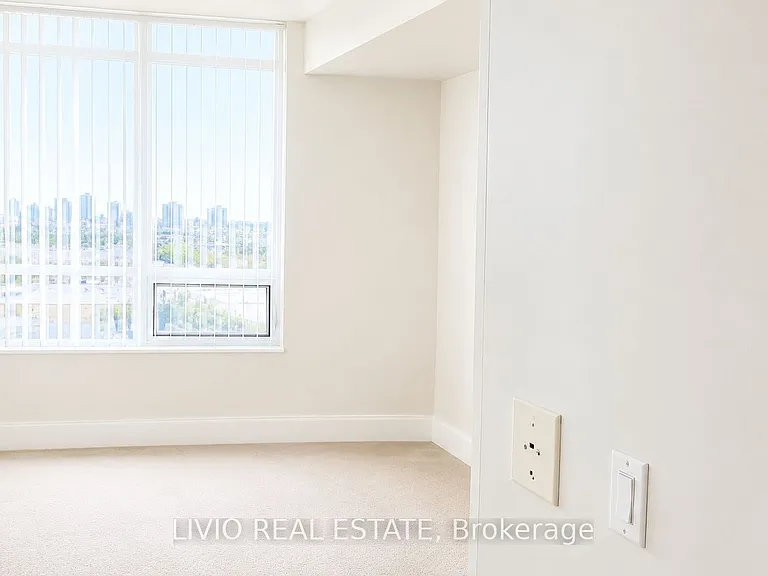 330 Burnhamthorpe Rd W #1406 — Photo 4