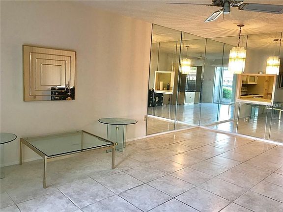 4th image of 1500 Glen Oaks Dr E Unit 110