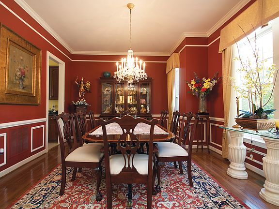 5th image of 208 Rose Petal Way