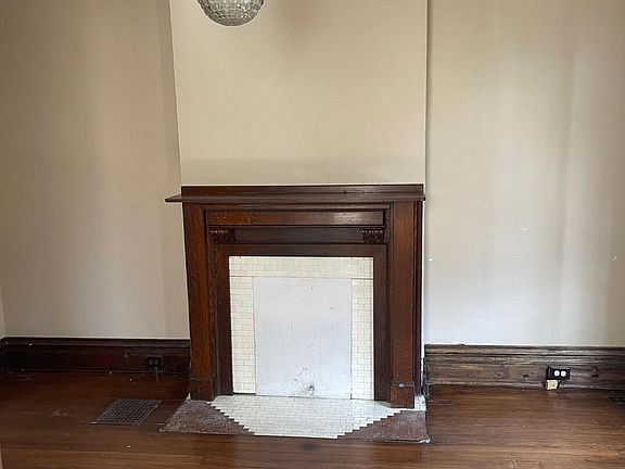 5th image of 39 Latta Ave #39