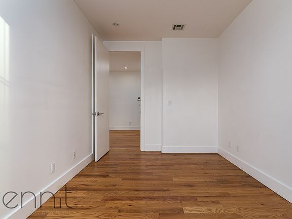 5th image of 869 Park Ave APT 3H