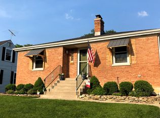 4429 Stanley Ave, Downers Grove, IL 60515