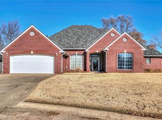 1103 W Washington Cir, Tecumseh, OK 74873