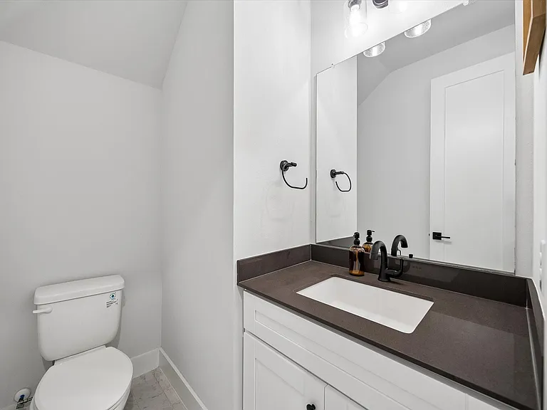 5709 White Magnolia St — Photo 10