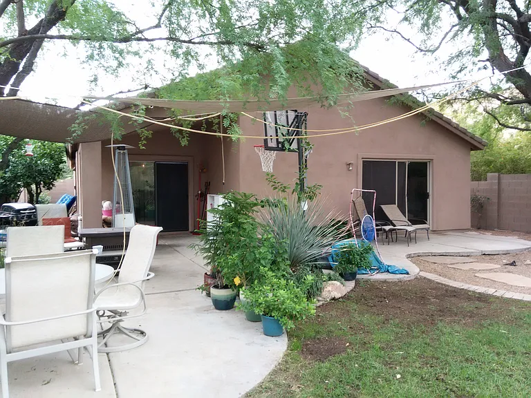 10406 E Hillery Dr — Photo 9