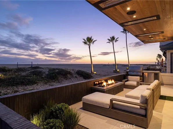 218 E Oceanfront, Newport Beach, CA 92661