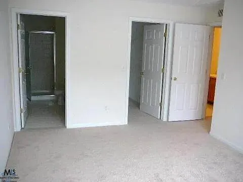45676 Warwick Dr — Photo 10